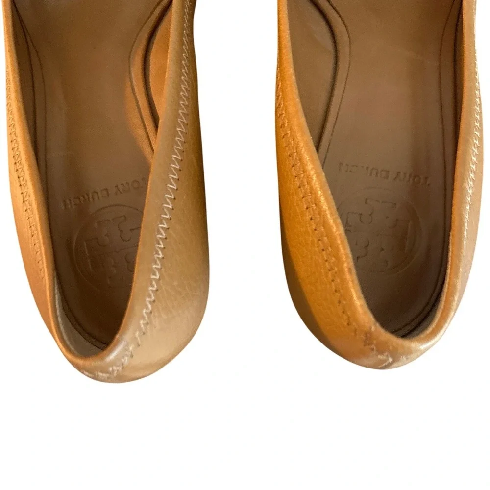 Tory Burch Sally 2 Wedge Pumps Tan Brown Leather Gold Logo Size 7